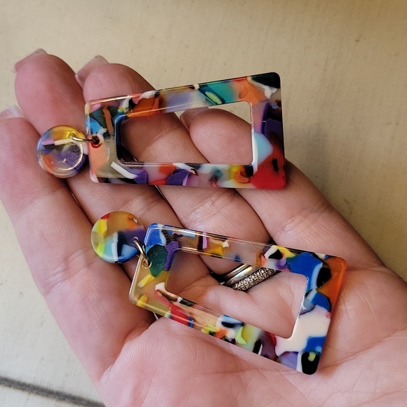 Rainbow Lucite Kaleidescope Style Drop Dangle Earrings, rectangle - Picture 3 of 3